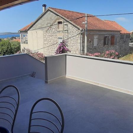 Katarina Appartement Pakoštane Buitenkant foto
