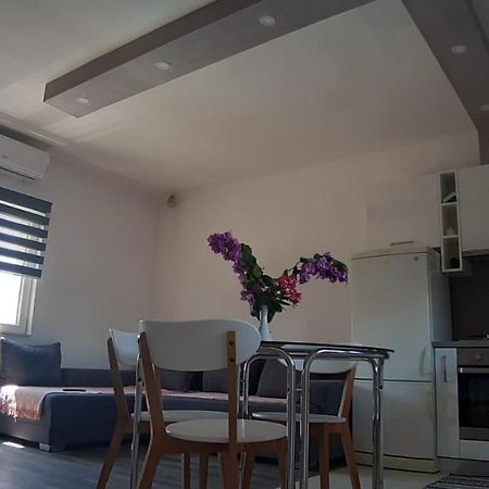 Katarina Appartement Pakoštane Buitenkant foto