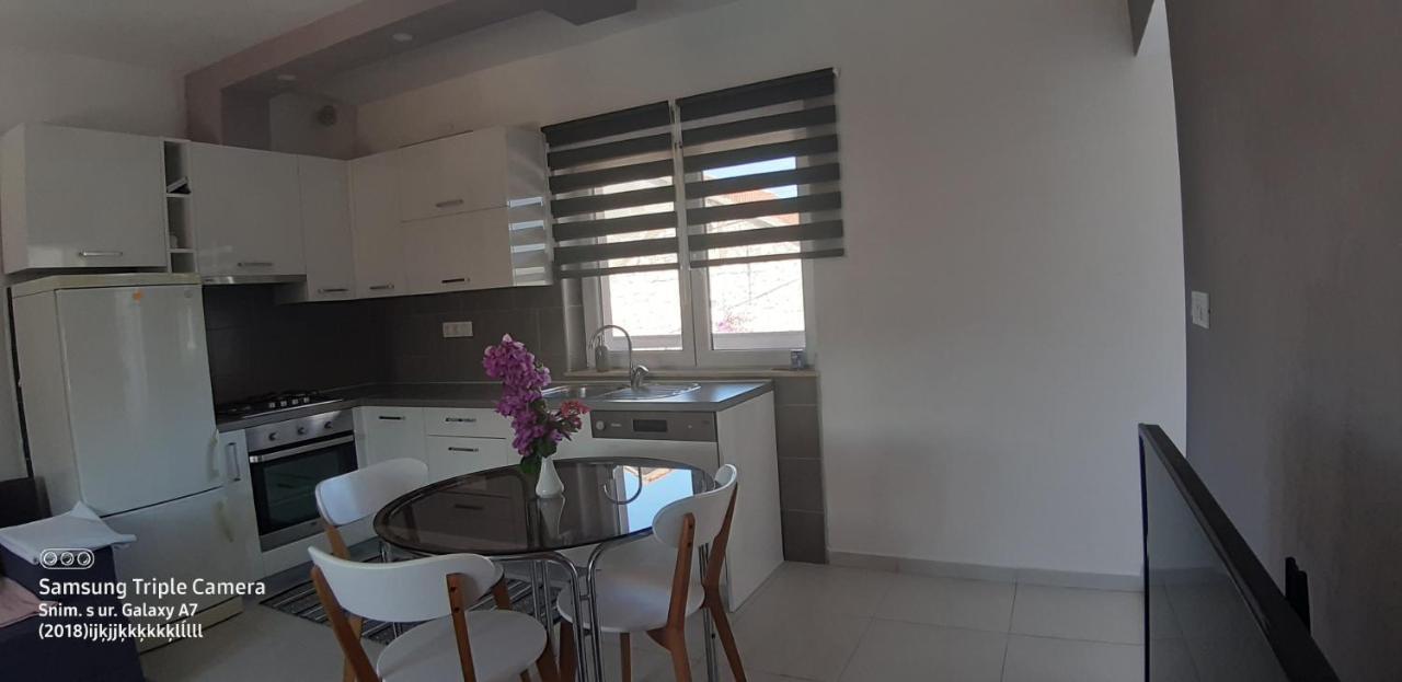 Katarina Appartement Pakoštane Buitenkant foto